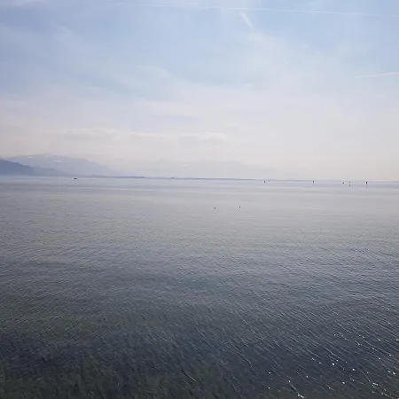 Skyroom Bodensee 民宿 *
